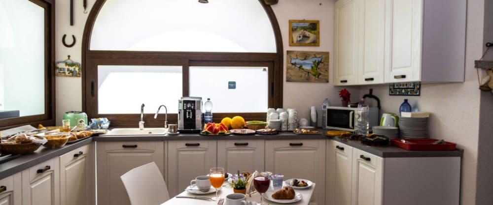 צ'יניזי Kunesias B&B מראה חיצוני תמונה