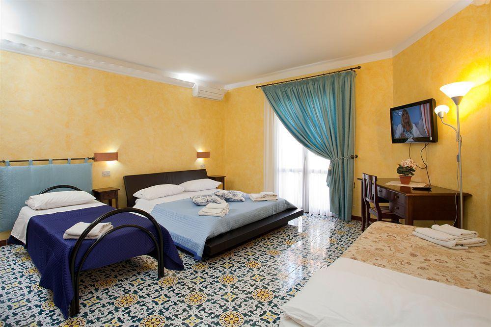 צ'יניזי Kunesias B&B מראה חיצוני תמונה