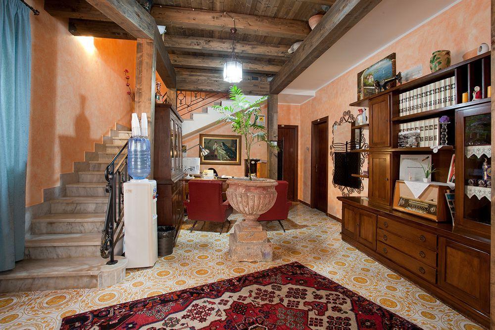צ'יניזי Kunesias B&B מראה חיצוני תמונה