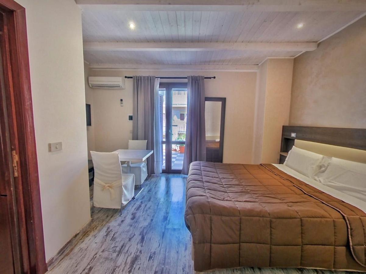 צ'יניזי Kunesias B&B מראה חיצוני תמונה