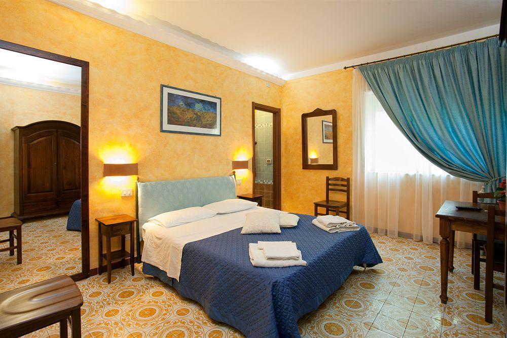 צ'יניזי Kunesias B&B מראה חיצוני תמונה
