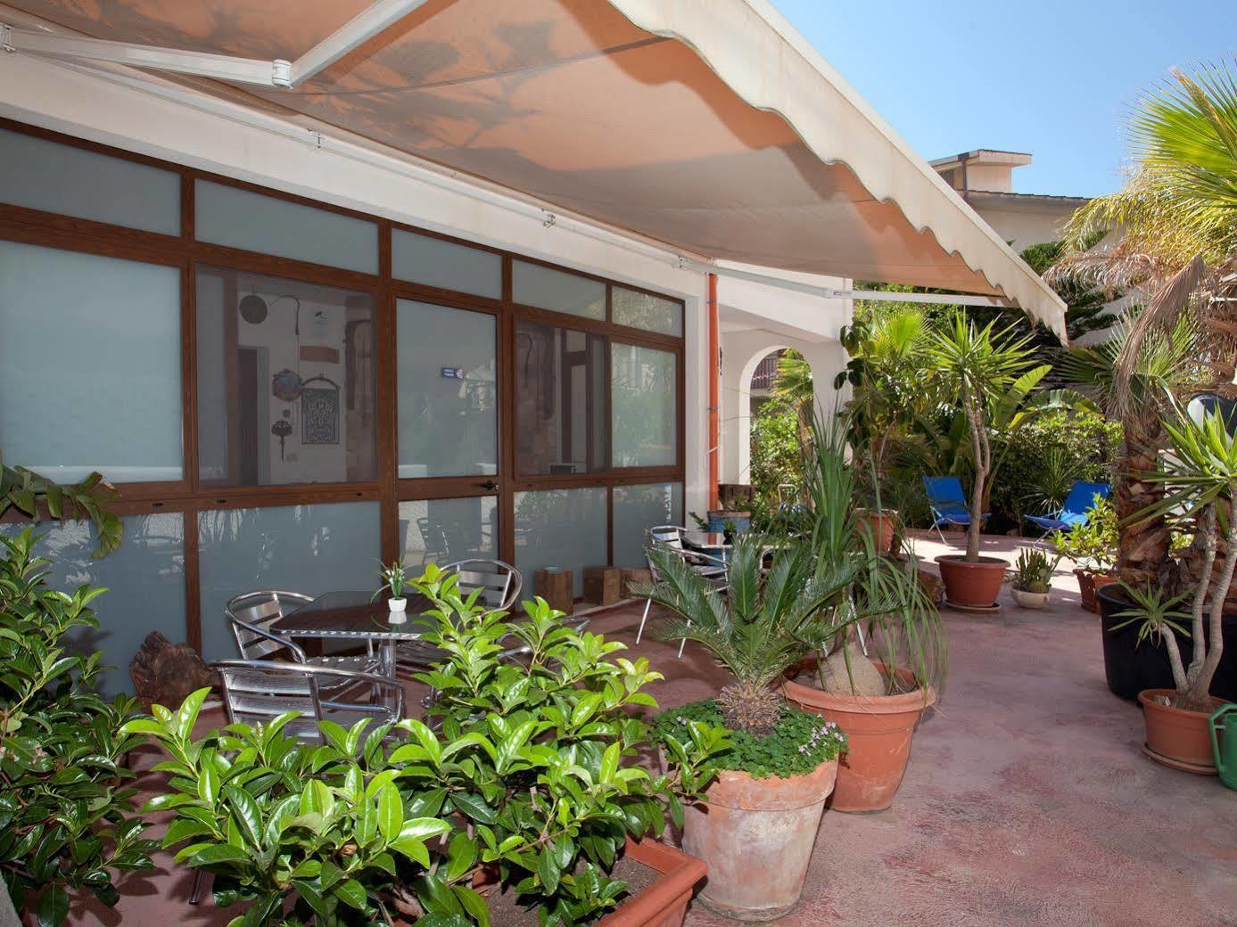 צ'יניזי Kunesias B&B מראה חיצוני תמונה