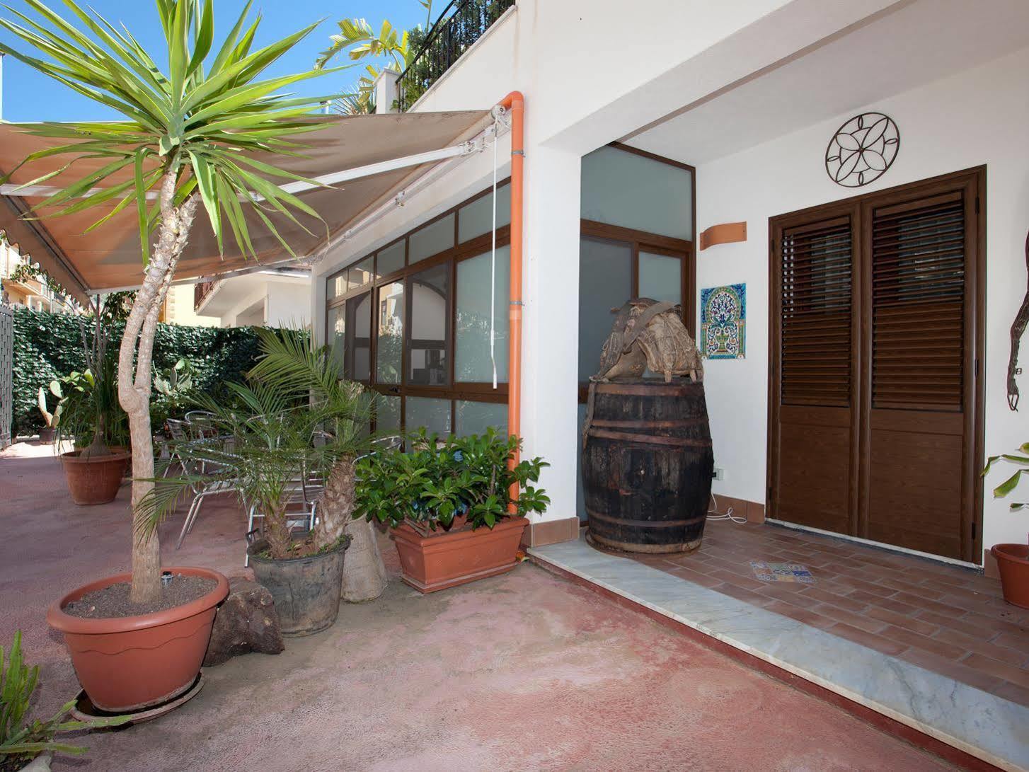 צ'יניזי Kunesias B&B מראה חיצוני תמונה