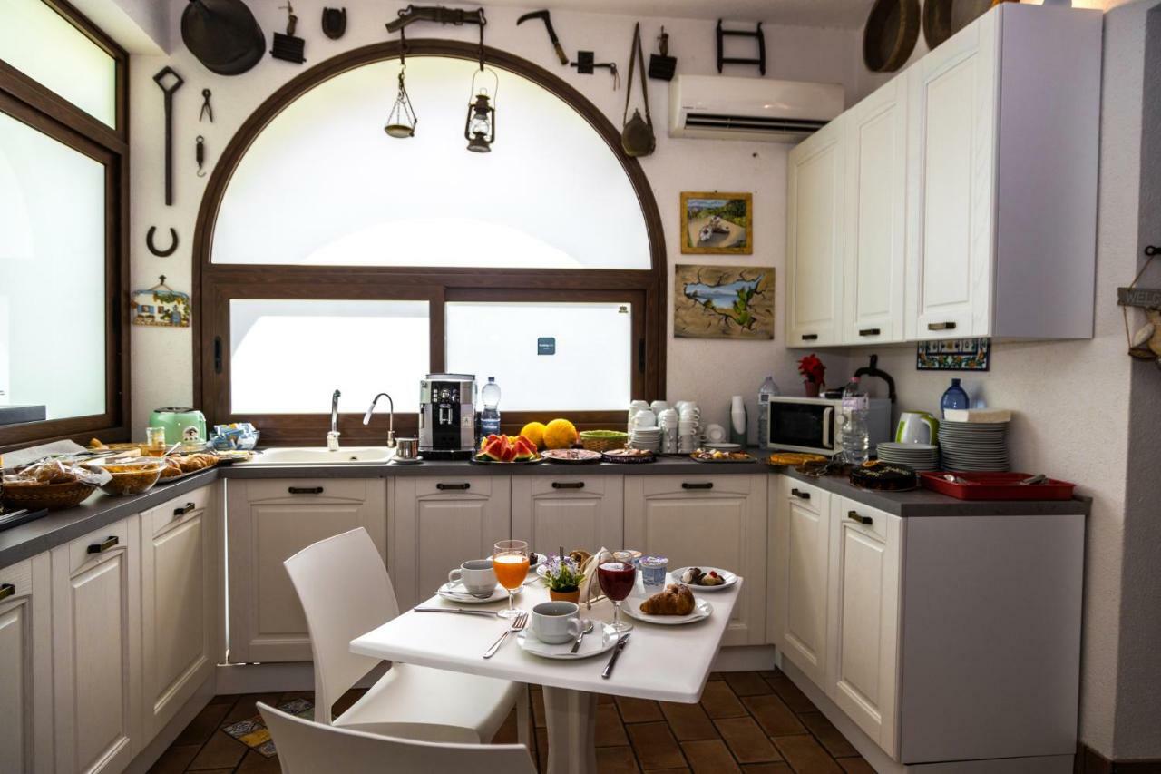 צ'יניזי Kunesias B&B מראה חיצוני תמונה